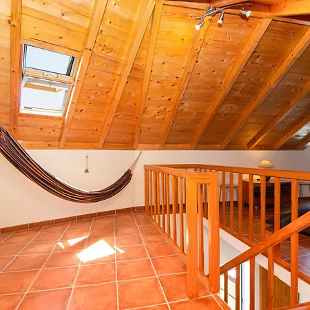 Palm Tree House בית נופש *